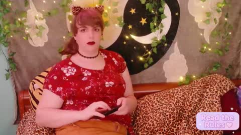 Snapshot of maddy_cat chatting on 9, 10, 2025 Maddy Cat online show from 9, 10, 2025