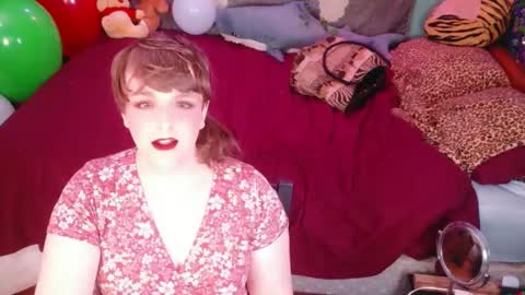 Snapshot of maddy_cat chatting on 14, 10, 2025 Maddy Cat online show from 14, 10, 2025