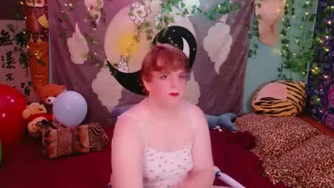 Snapshot of maddy_cat chatting on 16, 10, 2025 Maddy Cat online show from 16, 10, 2025