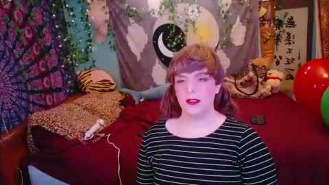 Snapshot of maddy_cat chatting on 17, 10, 2025 Maddy Cat online show from 17, 10, 2025