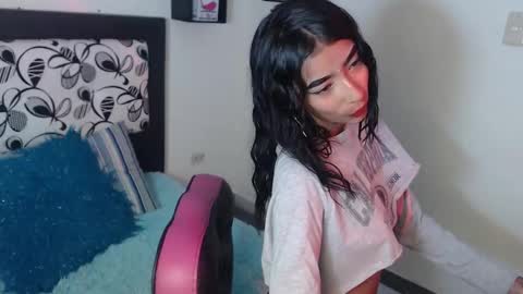 Maddy Parker  online show from 14, 1, 2025