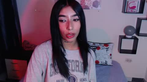 Maddy Parker  online show from 5, 2, 2025