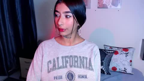 Maddy Parker  online show from 5, 2, 2025