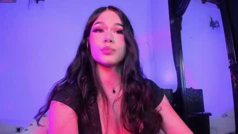 maddy_rios online show from 7, 1, 2025
