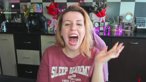 - Madison -  online show from 14, 12, 2024