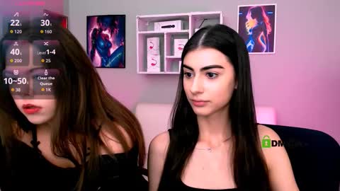 Snapshot of maddycats chatting on 17, 12, 2025 maddycats online show from 17, 12, 2025