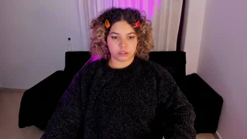 madelaine_taylor online show from 21, 12, 2024