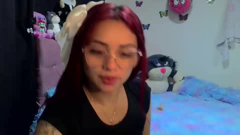 Snapshot of madeleine_2018 chatting on 5, 5, 2026 sofia online show from 5, 5, 2026