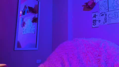 Madeline  online show from 1, 3, 2025