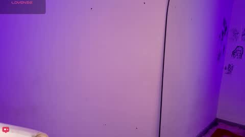 Madeline  online show from 26, 11, 2025