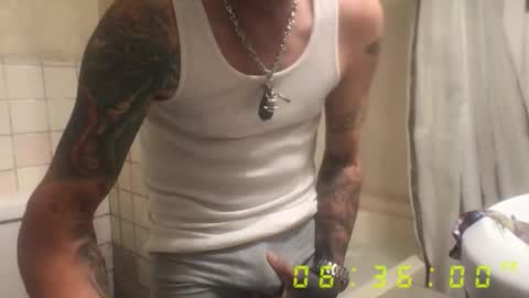 Snapshot of madeyoulook818 chatting on 2, 3, 2026 madeyoulook818 online show from 2, 3, 2026