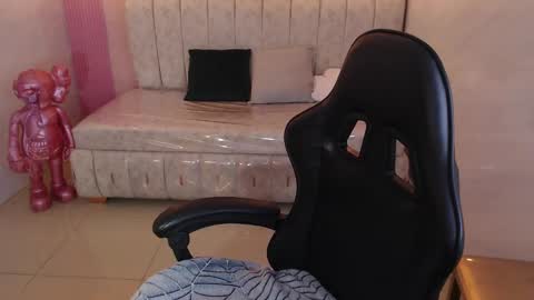 Madhison  online show from 25, 9, 2025