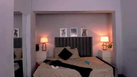 Madie  online show from 22, 9, 2025