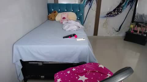 Snapshot of madinsoncopper chatting on 19, 11, 2025 madinsoncopper online show from 19, 11, 2025