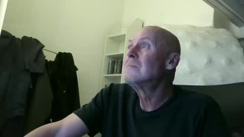 Snapshot of madio1187940 chatting on 16, 12, 2025 madio1187940 online show from 16, 12, 2025