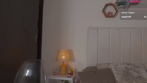 Snapshot of madison__evans chatting on 10, 7, 2026 Valentina 1030 530 - online show from 10, 7, 2026
