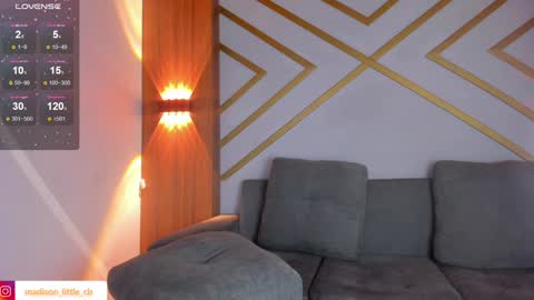 Melissa     700  1400 -5 online show from 19, 12, 2024