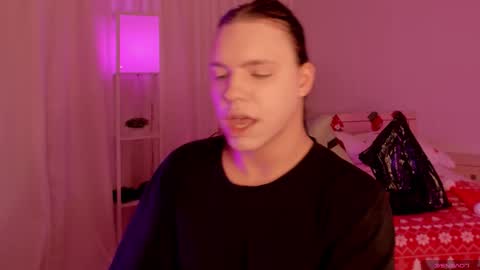 Snapshot of madison_mongomeri chatting on 17, 1, 2026 Medison online show from 17, 1, 2026