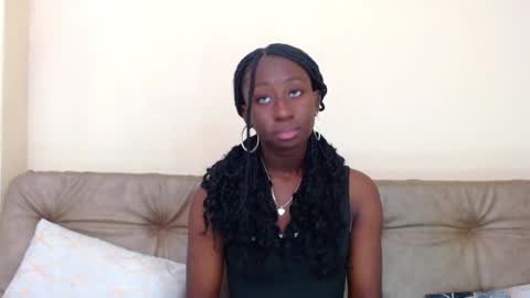 Snapshot of madison_mooney chatting on 28, 12, 2024 Madison online show from 28, 12, 2024