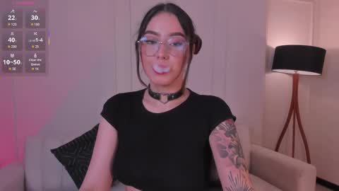 Snapshot of madisoncollinsx chatting on 8, 9, 2025 Maddi Collins online show from 8, 9, 2025