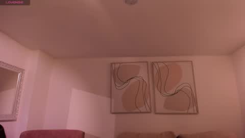 Snapshot of madisoncollinsx chatting on 21, 11, 2025 Maddi Collins online show from 21, 11, 2025