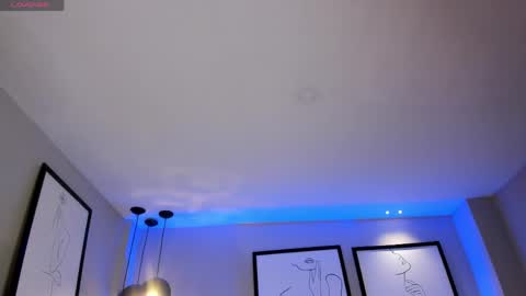 Maddi Collins online show from 23, 4, 2026