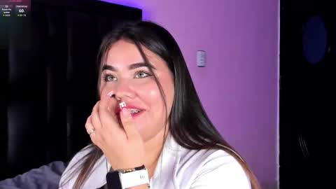 madissonlee__ online show from 24, 10, 2025