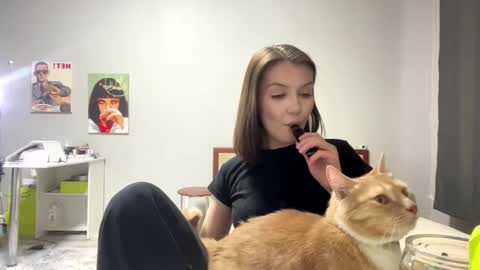 Snapshot of madlynarms chatting on 27, 3, 2026 Mary online show from 27, 3, 2026