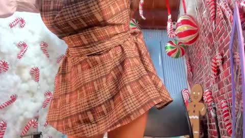 Snapshot of madokaa22 chatting on 21, 12, 2025 Madoka online show from 21, 12, 2025