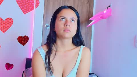 Snapshot of mady_gh chatting on 17, 10, 2025 mady online show from 17, 10, 2025
