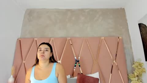 Snapshot of mady_james chatting on 5, 10, 2025 Mady James online show from 5, 10, 2025