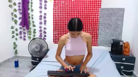 Snapshot of madysomandstewen_hot chatting on 3, 5, 2026 madysomandstewen_hot online show from 3, 5, 2026