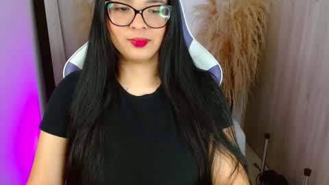 Snapshot of madyyson_hot chatting on 16, 11, 2025 Madyson hot online show from 16, 11, 2025