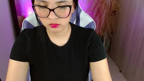 Snapshot of madyyson_hot chatting on 21, 11, 2025 Madyson hot online show from 21, 11, 2025