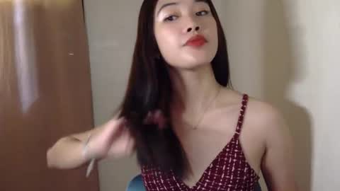 Snapshot of mae_luna chatting on 17, 7, 2026 mae_luna online show from 17, 7, 2026