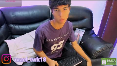 Snapshot of mael_twink chatting on 11, 4, 2026 Mael online show from 11, 4, 2026