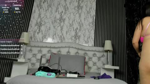 Snapshot of maeve_bigboobs chatting on 5, 2, 2025 Mae online show from 5, 2, 2025