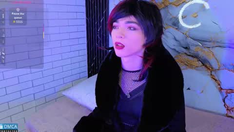 maevekuro online show from 17, 11, 2025