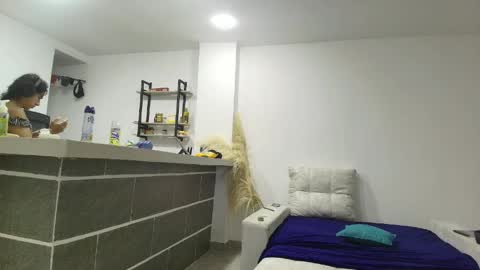 maggie_fit online show from 8, 4, 2026