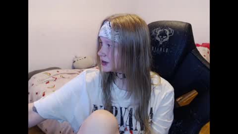 Snapshot of maggieswaggy chatting on 13, 12, 2024 Magdalene Swaggy online show from 13, 12, 2024