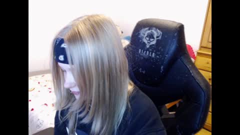 Snapshot of maggieswaggy chatting on 12, 1, 2025 Magdalene Swaggy online show from 12, 1, 2025