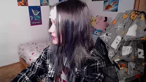 Snapshot of maggieswaggy chatting on 3, 12, 2025 Magdalene Swaggy online show from 3, 12, 2025