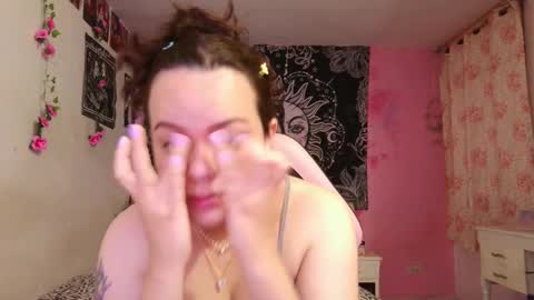 Claire online show from 12, 3, 2025