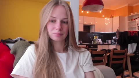 Snapshot of magic_couple13 chatting on 15, 1, 2026 Alice online show from 15, 1, 2026