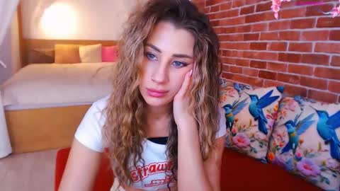 Hypnotizing online show from 3, 2, 2026