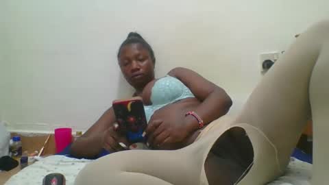 Snapshot of magic_koko3 chatting on 22, 10, 2025 magic_koko3 online show from 22, 10, 2025