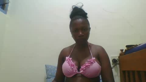 Snapshot of magic_koko3 chatting on 5, 11, 2025 magic_koko3 online show from 5, 11, 2025