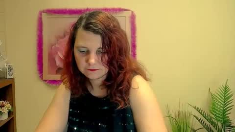 Snapshot of magic_kristy chatting on 19, 12, 2025 Kristy online show from 19, 12, 2025