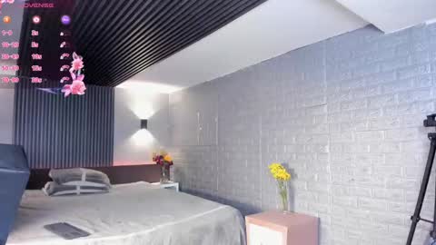 Snapshot of magic_marg chatting on 1, 10, 2025 Marge online show from 1, 10, 2025