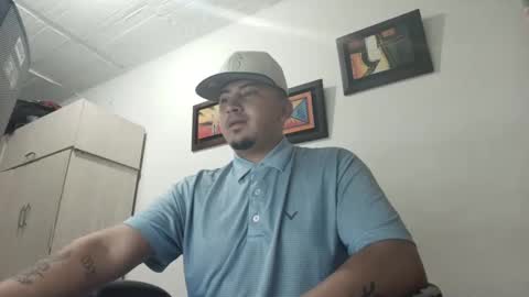 magic_milk23 online show from 4, 10, 2025